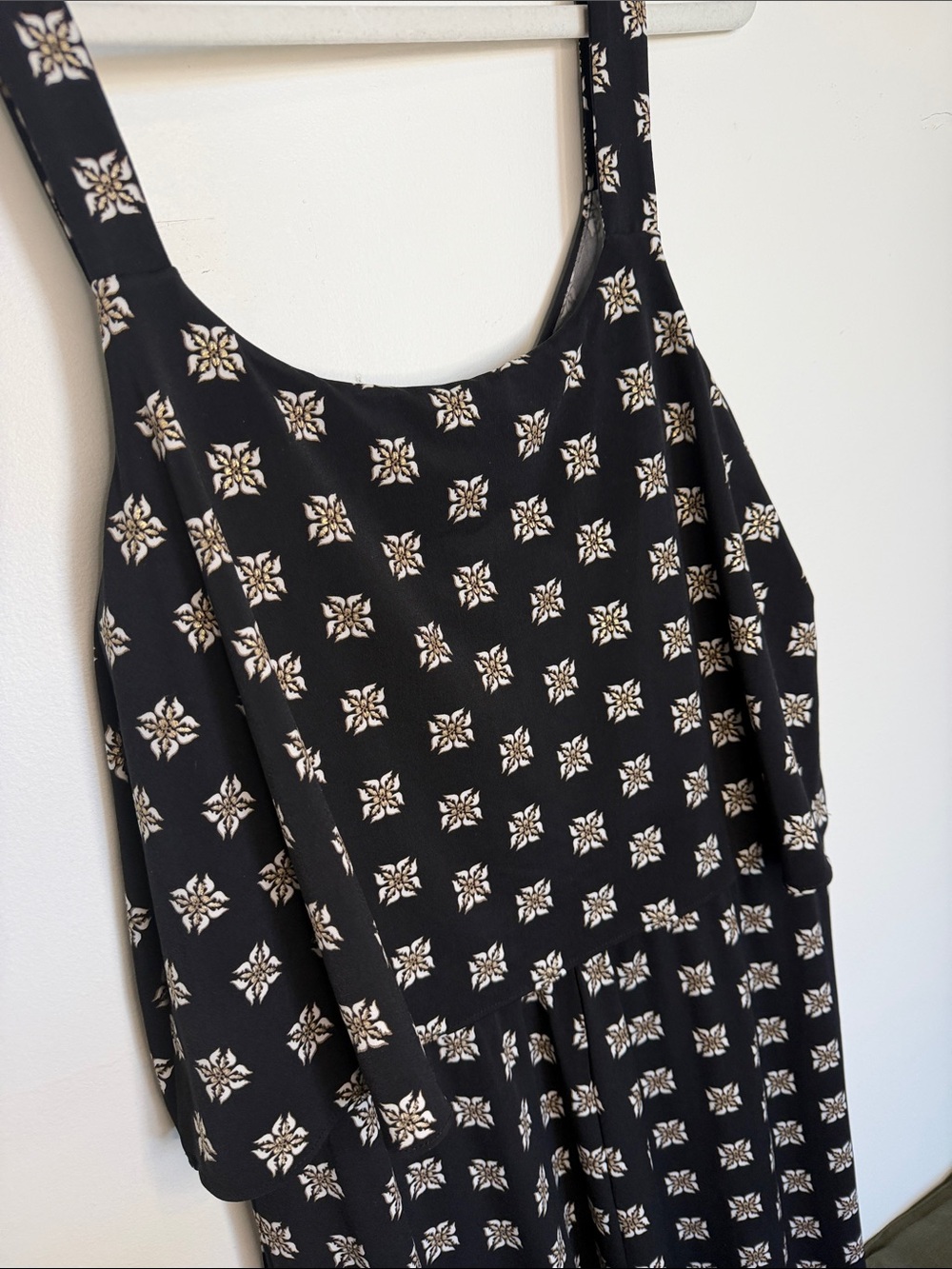 White House Black Market Black Jumpsuit with Cream Floral Print - Picture 4 of 5
